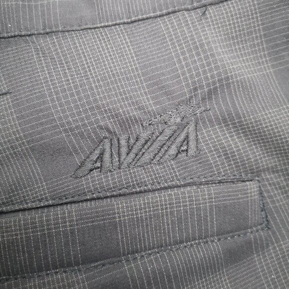 Avia Men's Size Medium Dark Grey & Black Plaid Zipper & Button Closure Shorts - Picture 10 of 13